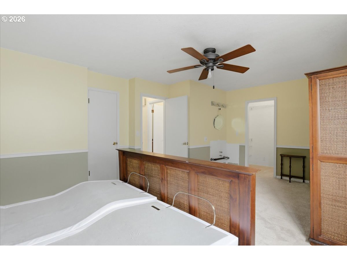 10834 Southeast Long Street Portland, OR 97266 - Photo 18 of 38