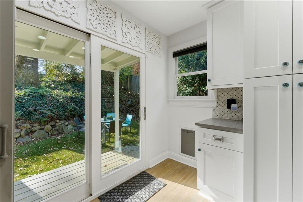 302 Hascall Road Northwest Atlanta, GA 30309 - Photo 15 of 56