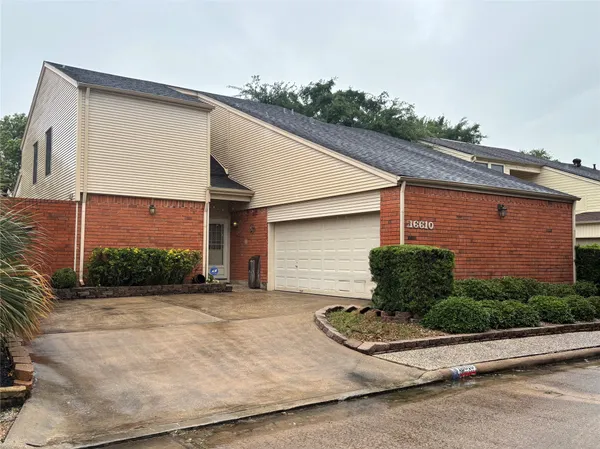 $310,000 | 16610 Bentshire Way, Houston, TX 77058