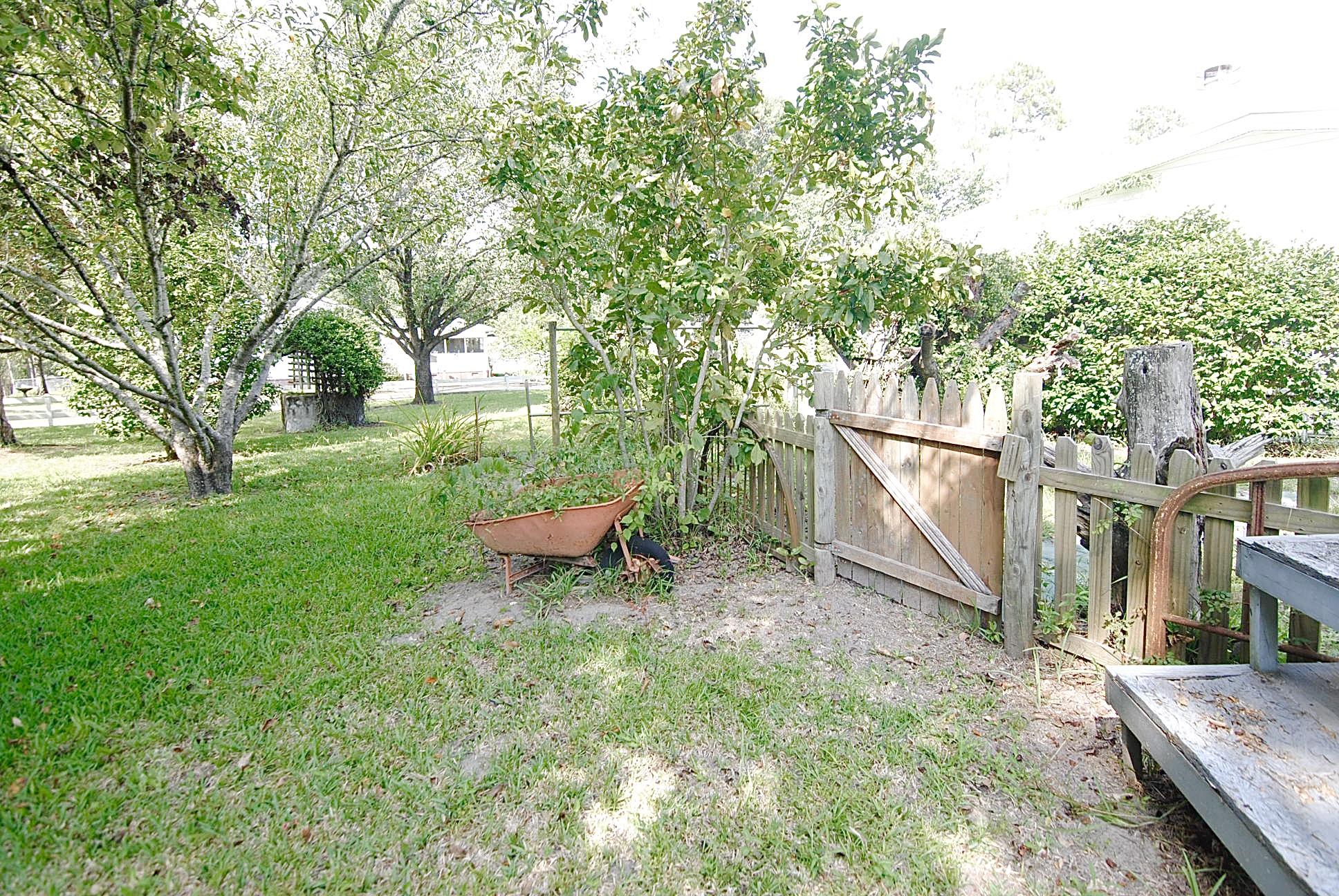 105 Allenby Street Cross, SC 29436 - Photo 3 of 15 7BEFFBEA-C7F4-4AB2-BB97-A110374AD365_1_2