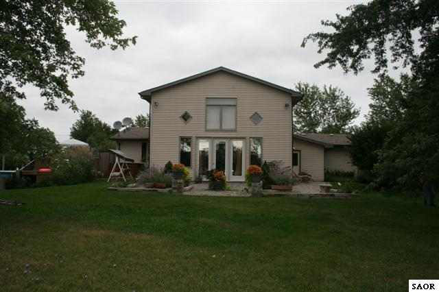 9580 South New Lothrop Road Durand, MI 48429 - Photo 2 of 9 46579-1.JPG