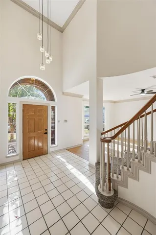 a view of an entryway with a door