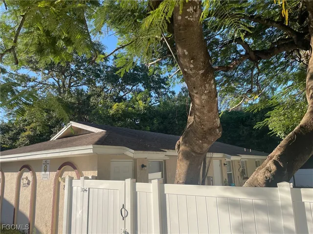 $985 | 2357-2361 Lafayette Street, Fort Myers, FL 33901
