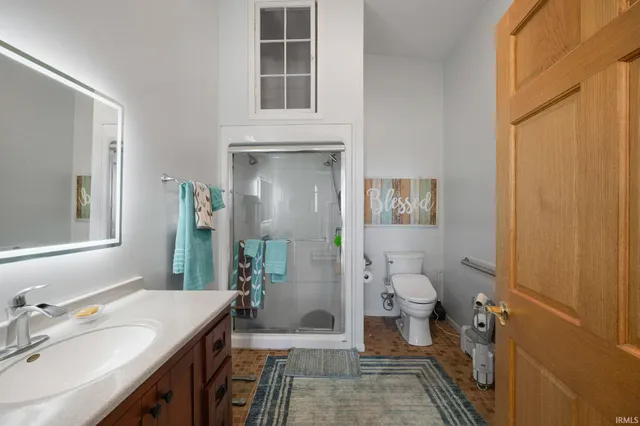 $975,000 | 8796 South Us 231, Brookston, IN 47923