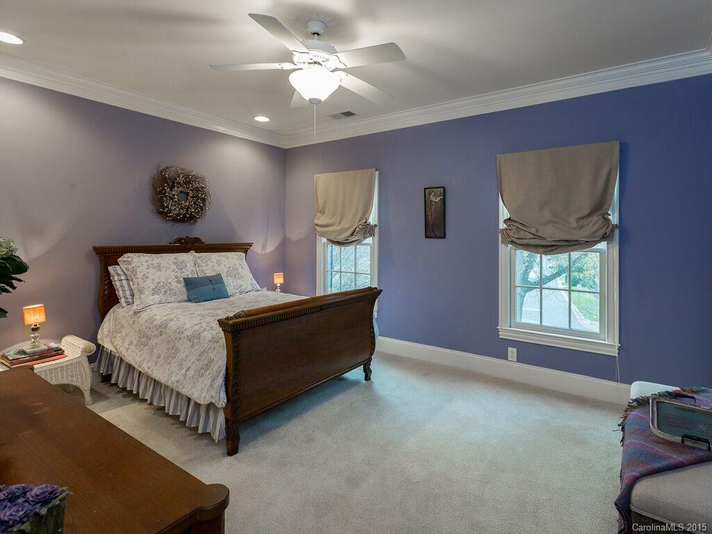 527 Queens Road, Unit 527 Charlotte, NC 28207 - Photo 13 of 24 Gallery Image 13