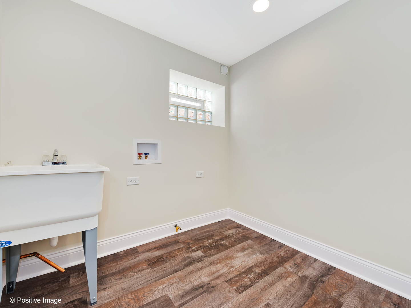 2236 Forest Avenue North Riverside, IL 60546 - Photo 17 of 19 Gallery Image 17