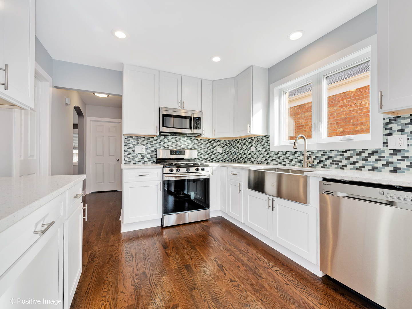 2236 Forest Avenue North Riverside, IL 60546 - Photo 3 of 19 Gallery Image 3