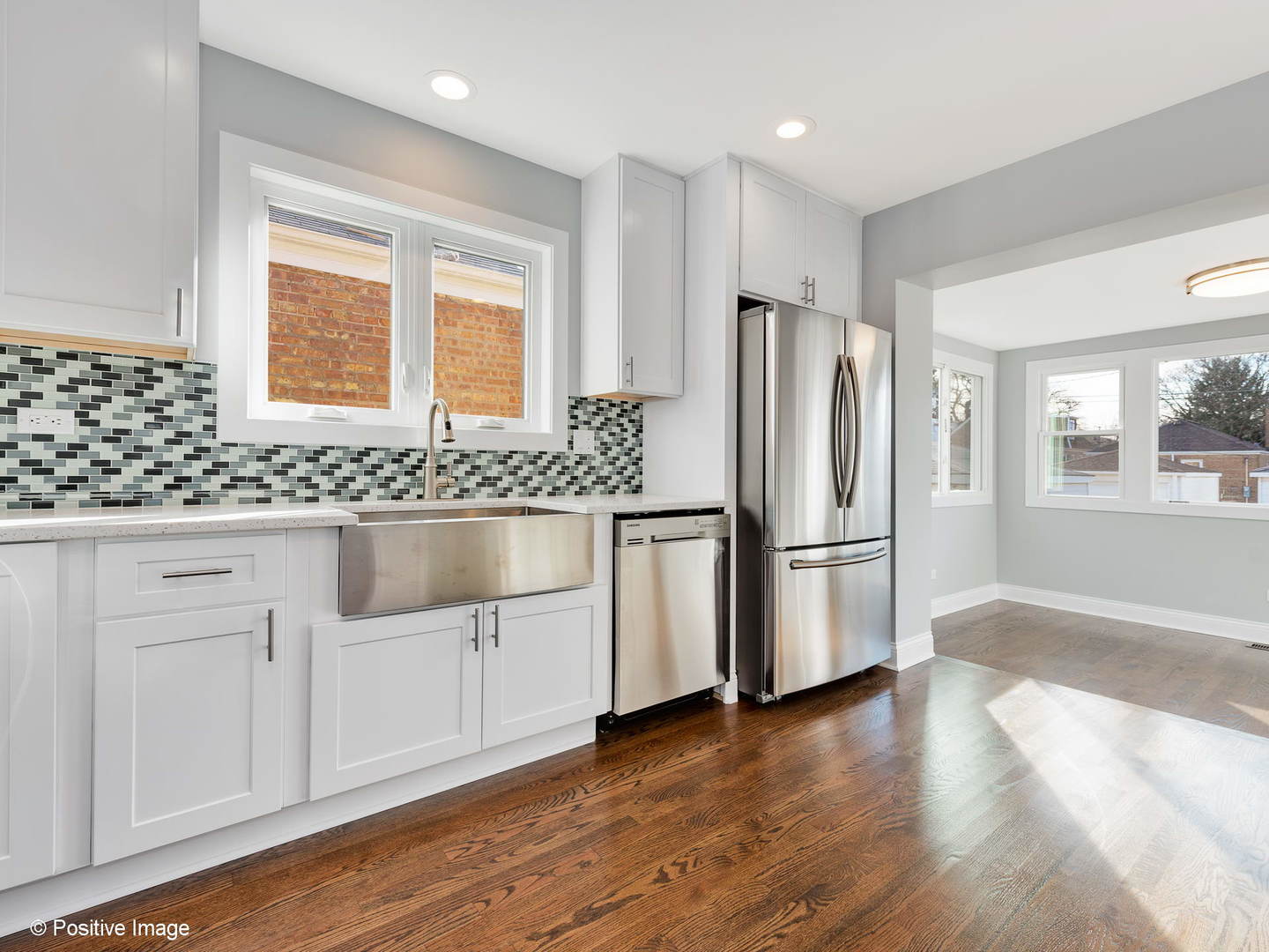 2236 Forest Avenue North Riverside, IL 60546 - Photo 4 of 19 Gallery Image 4