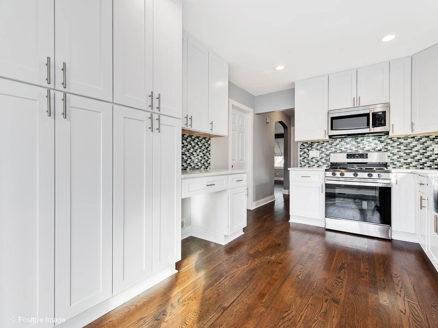 2236 Forest Avenue North Riverside, IL 60546 - Photo 6 of 19 Gallery Image 6