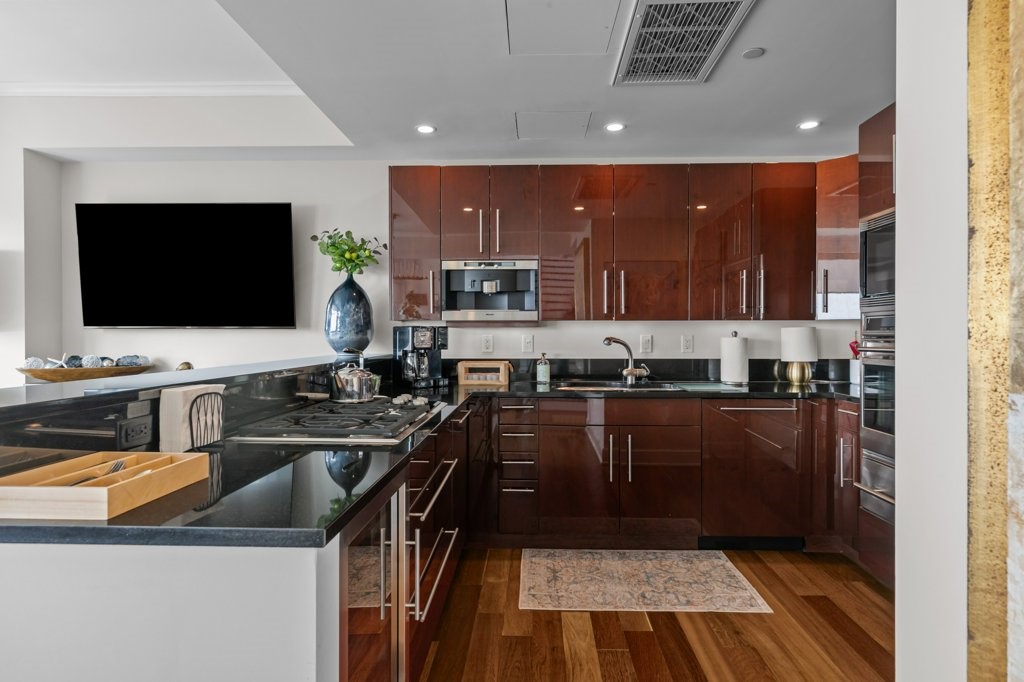 1 Tower Drive, Unit 1203 Portsmouth, RI 02871 - Photo 8 of 50