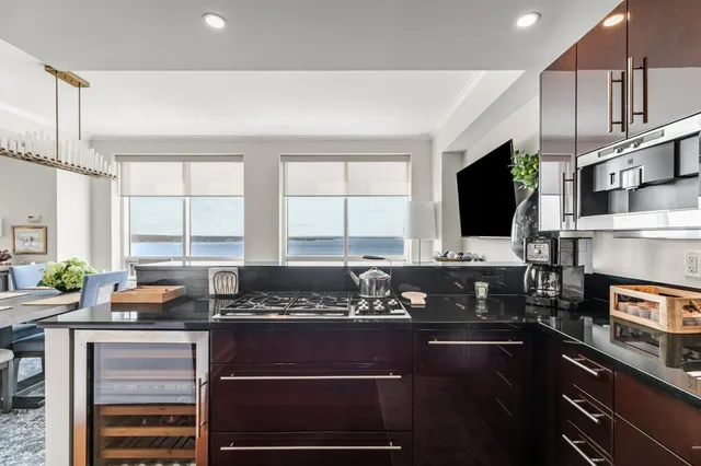 $1,250,000 | 1 Tower Drive, Unit 1203, Portsmouth, RI 02871