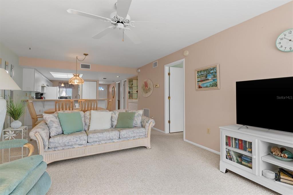 6800 Placida Road, Unit 1014 Englewood, FL 34224 - Photo 11 of 48 Gallery Image 11