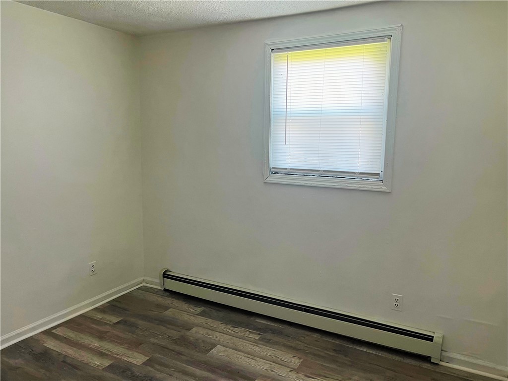 121 Warner Street Rochester, NY 14606 - Photo 6 of 10