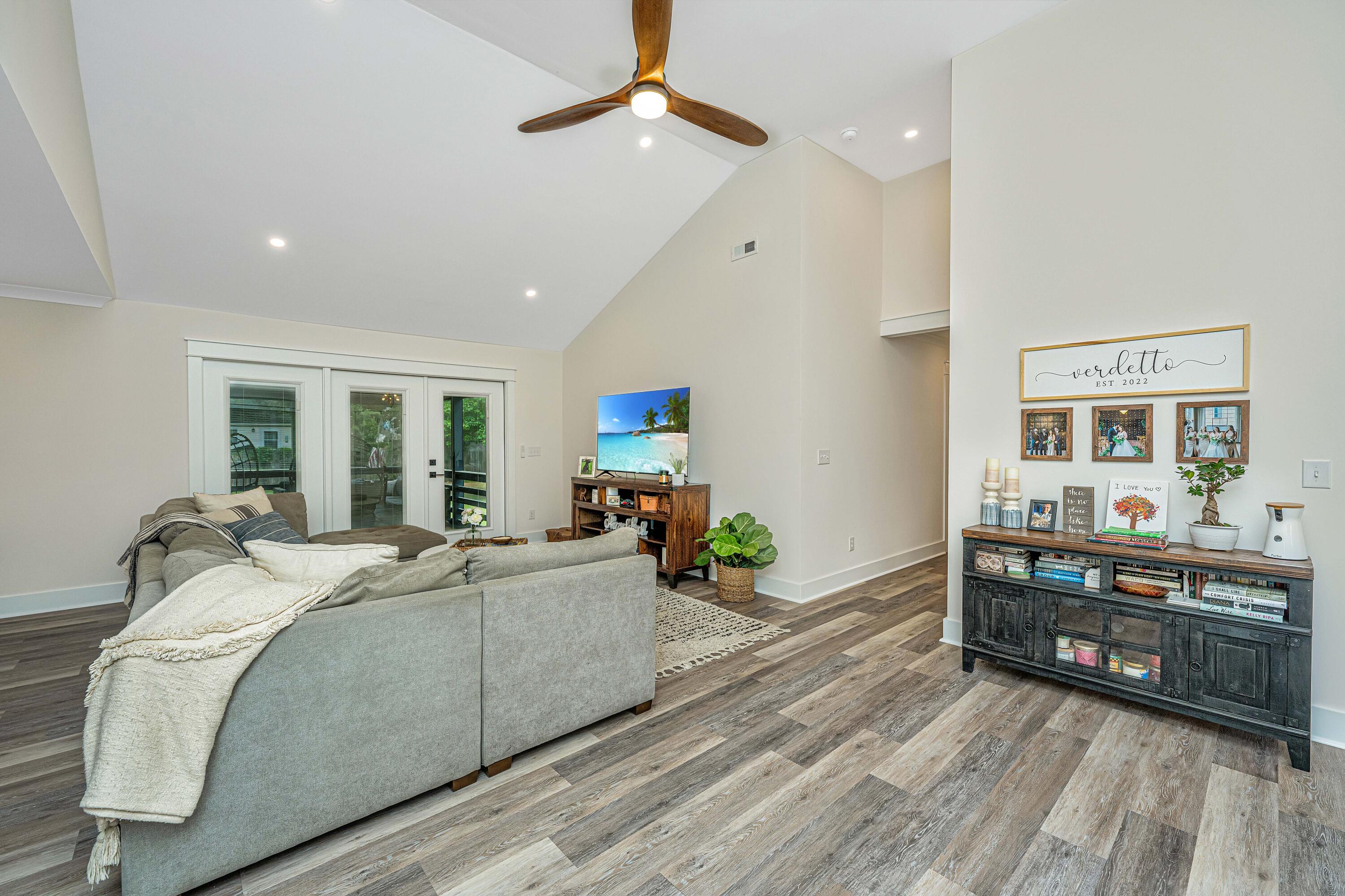 3820 Garden Hill Road Mount Pleasant, SC 29429 - Photo 13 of 53 3820GardenhillRd009