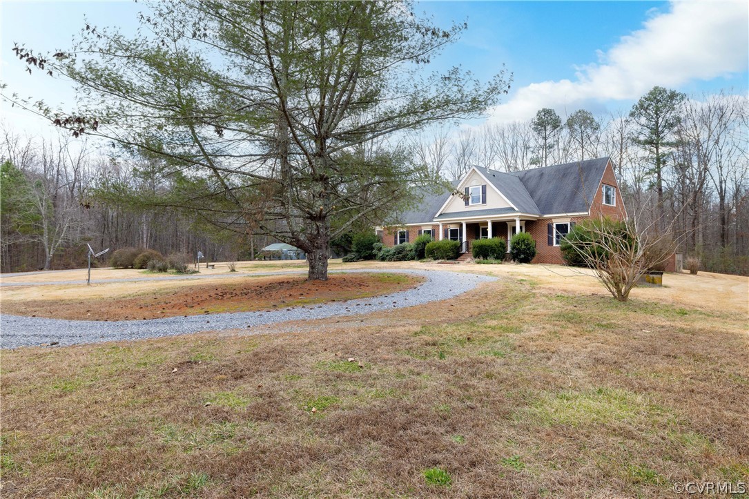 12602 Old Ridge Road Doswell, VA 23047 - Photo 1 of 37 Front approach to the home with circle drive