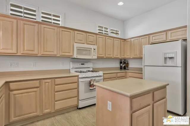 $4,500 | 78139 Elenbrook Court, Palm Desert, CA 92211