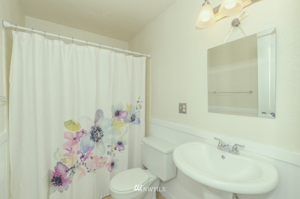 365 Southeast Valley View Way Chehalis, WA 98532 - Photo 14 of 22 Gallery Image 14