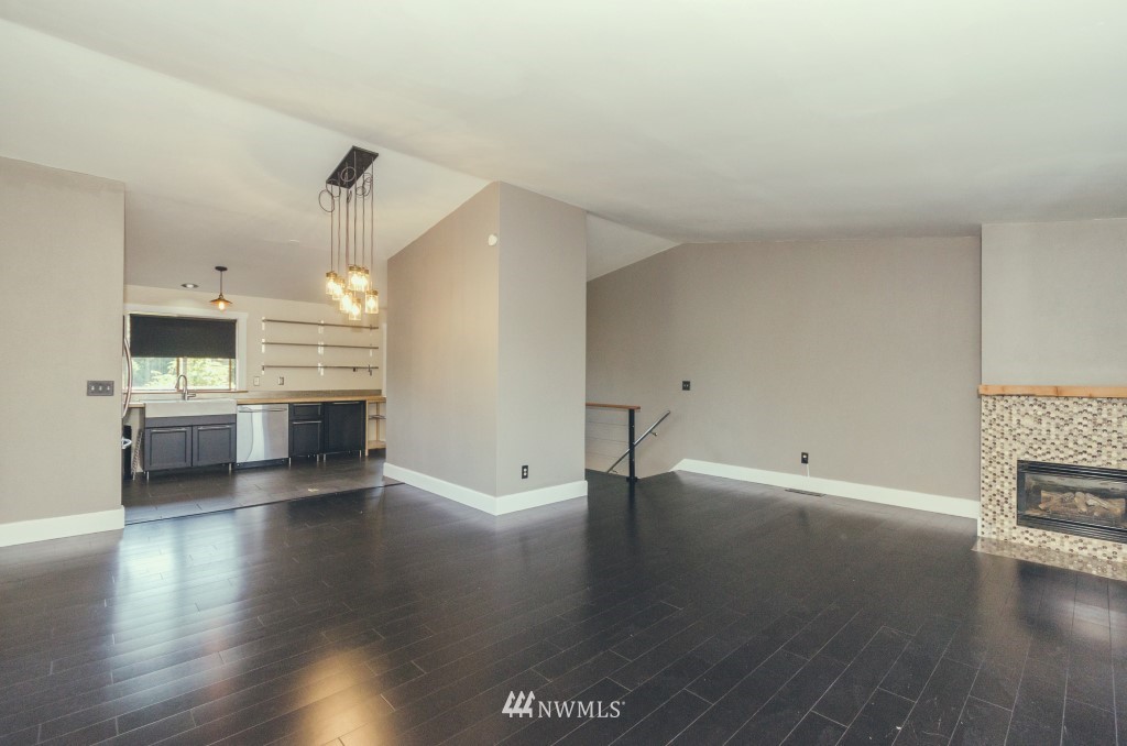 365 Southeast Valley View Way Chehalis, WA 98532 - Photo 8 of 22 Gallery Image 8