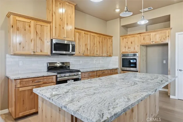 $875,000 | 2590 Highway 140, Catheys Valley, CA 95306