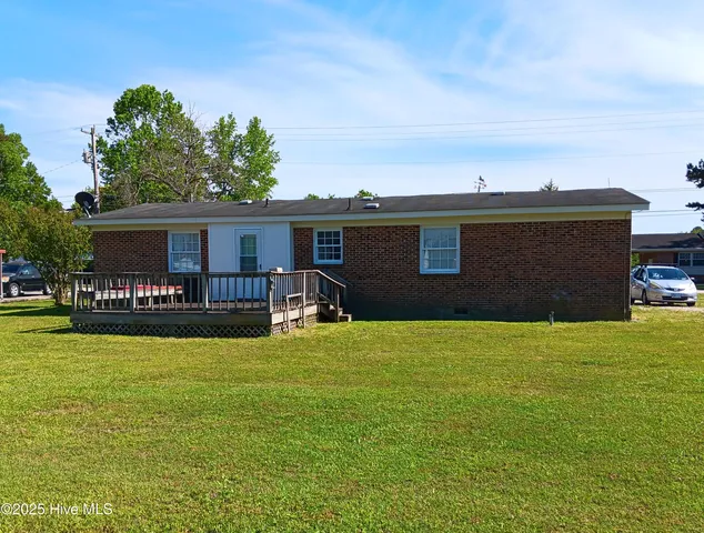 $164,000 | 407 Pineview Street, Lucama, NC 27851