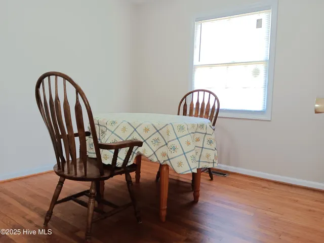 $164,000 | 407 Pineview Street, Lucama, NC 27851