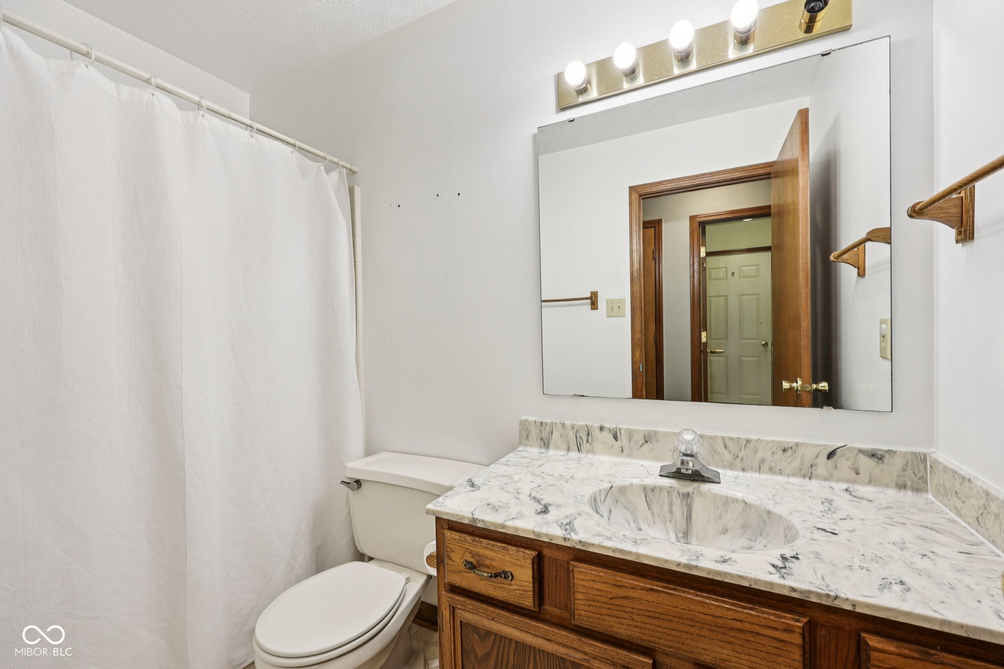 7831 Bayridge Drive Indianapolis, IN 46236 - Photo 22 of 34