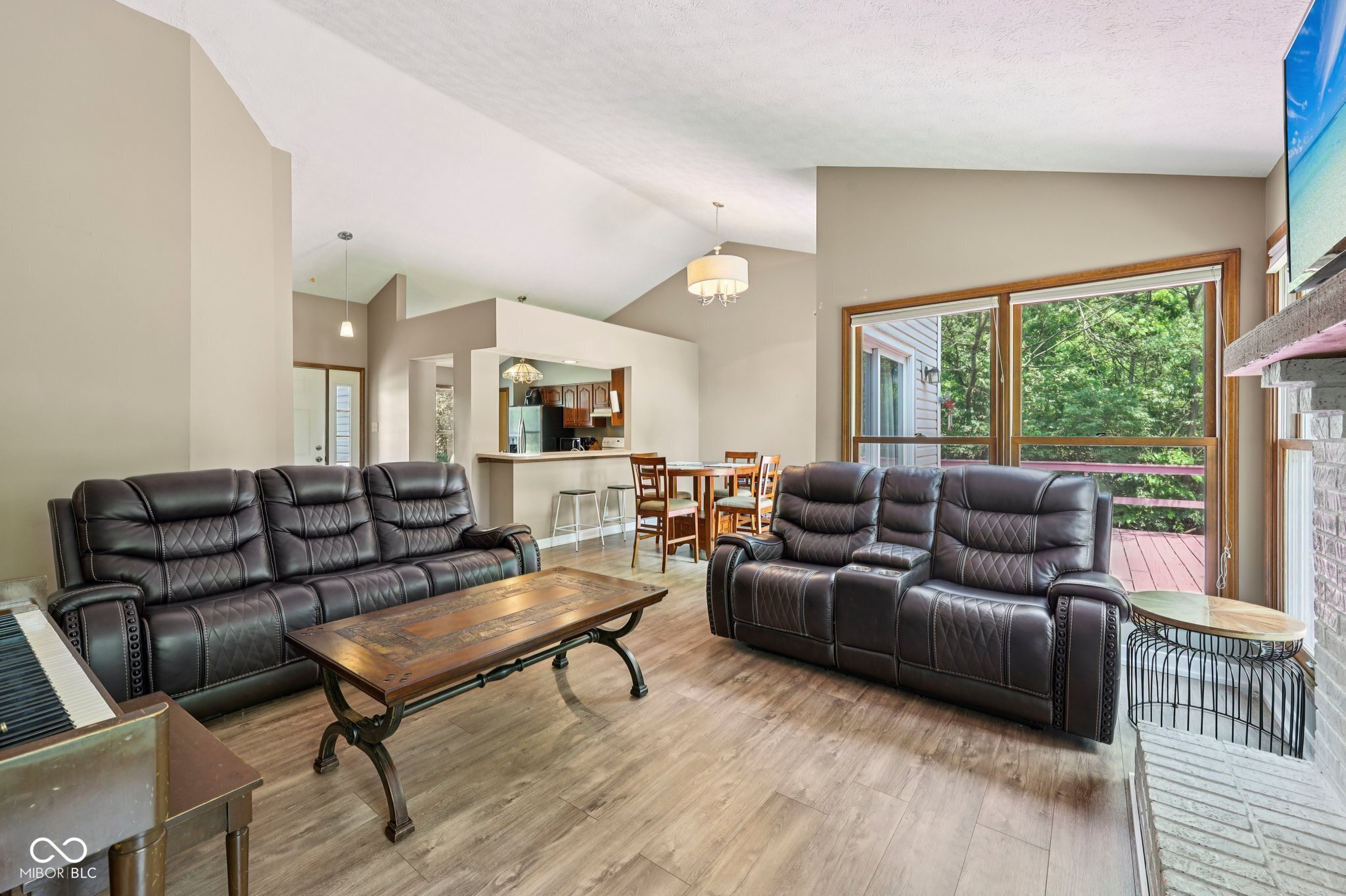 7831 Bayridge Drive Indianapolis, IN 46236 - Photo 6 of 34