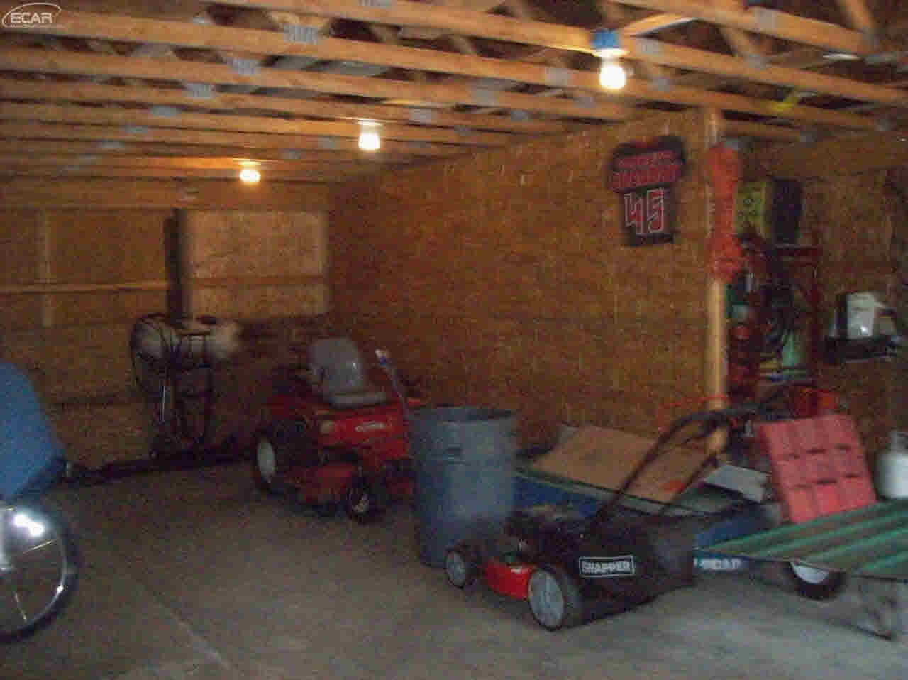 8033 Hogan Road Fenton, MI 48430 - Photo 31 of 34