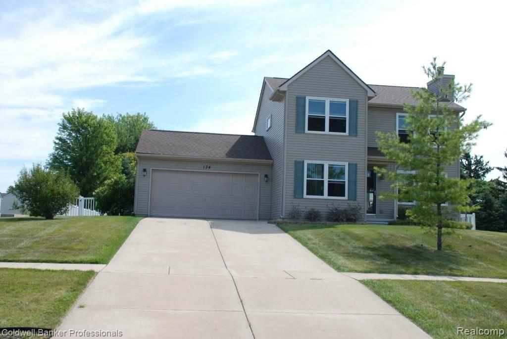 134 Haystack Drive Linden, MI 48451 - Photo 2 of 24 DSC_0566.jpg