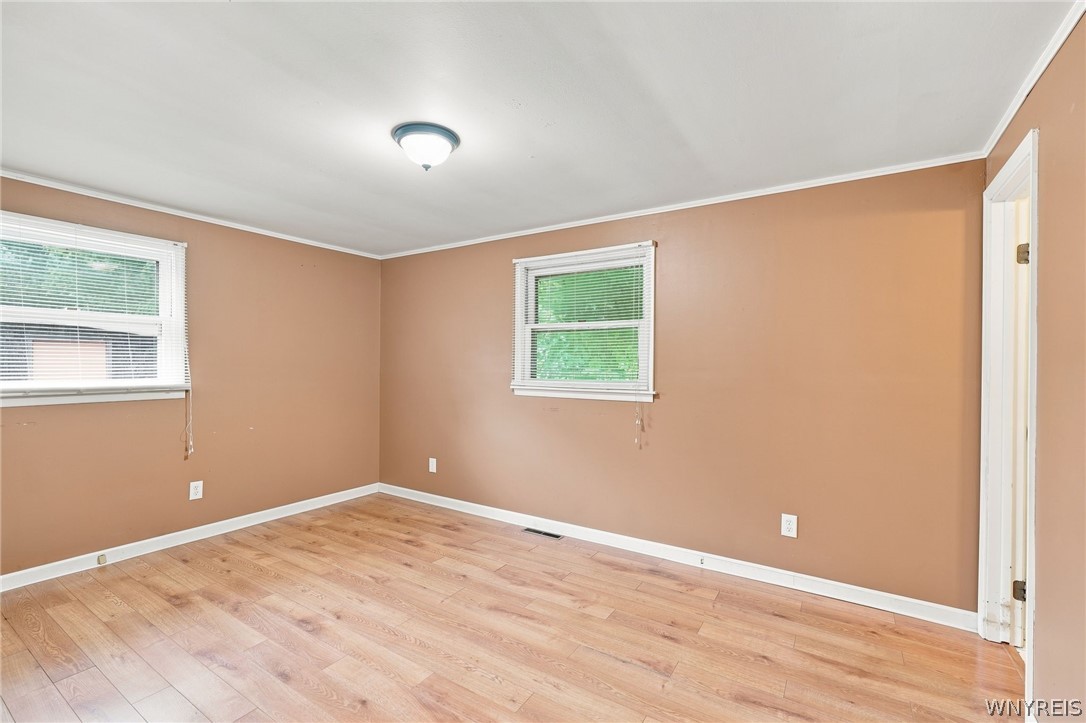 7221 Laur Road Niagara, NY 14304 - Photo 22 of 35 Gallery Image 22