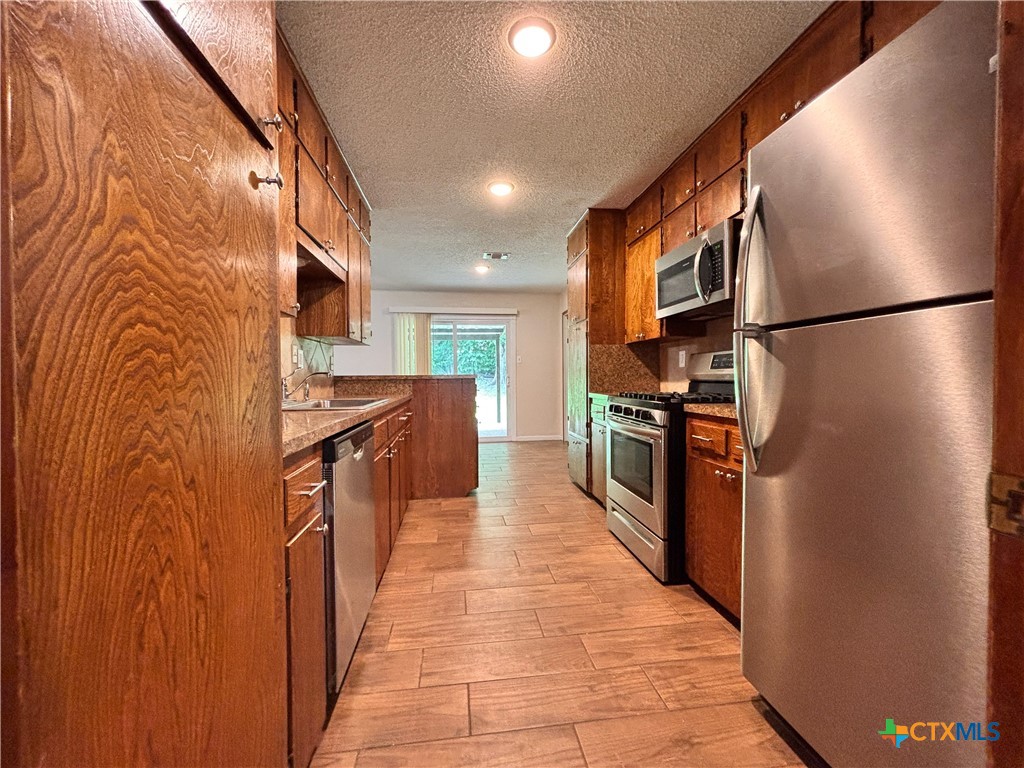618 Allen Street Copperas Cove, TX 76522 - Photo 10 of 31 Kitchen view from dining room
