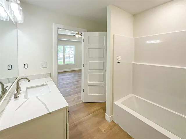 $307,500 | 706 Ivy Lane, Sedalia, MO 65301