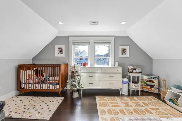 $5,000 | 58 Metropolitan Avenue, Unit 2, Boston, MA 02131