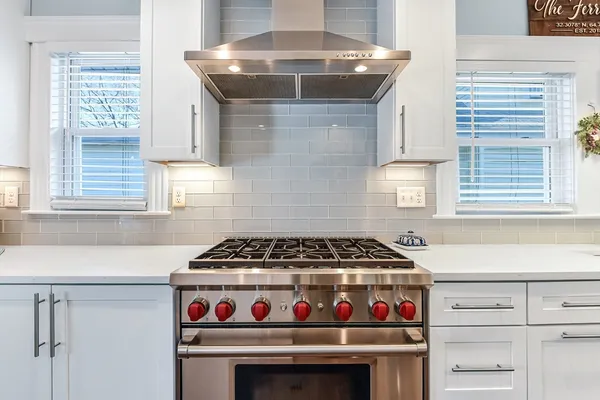 $5,000 | 58 Metropolitan Avenue, Unit 2, Boston, MA 02131