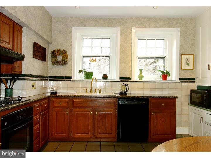 147 Pelham Road Philadelphia, PA 19119 - Photo 13 of 25 Gallery Image 13