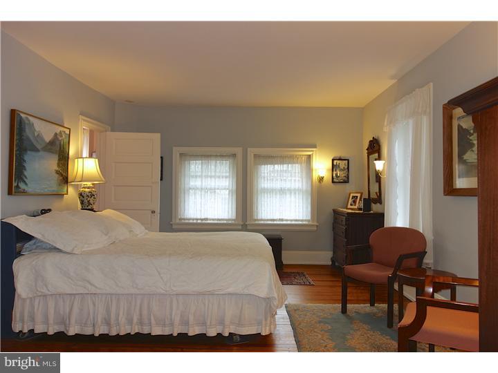 147 Pelham Road Philadelphia, PA 19119 - Photo 16 of 25 Gallery Image 16
