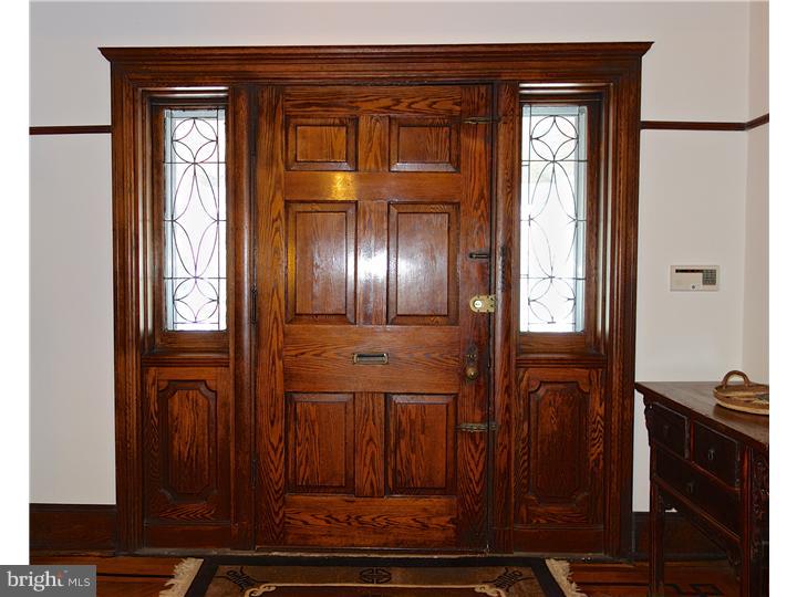 147 Pelham Road Philadelphia, PA 19119 - Photo 6 of 25 Gallery Image 6