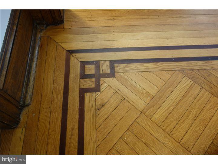 147 Pelham Road Philadelphia, PA 19119 - Photo 10 of 25 Gallery Image 10