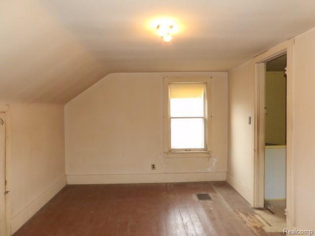 25528 Ecorse Road Taylor, MI 48180 - Photo 44 of 55 ADDITIONAL VIEW OF BEDROOM #2!