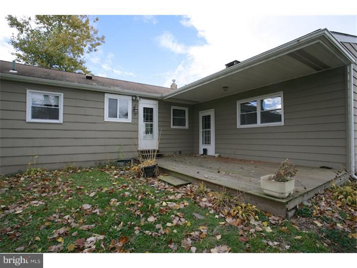 2102 Store Road Harleysville, PA 19438 - Photo 13 of 14 Deck