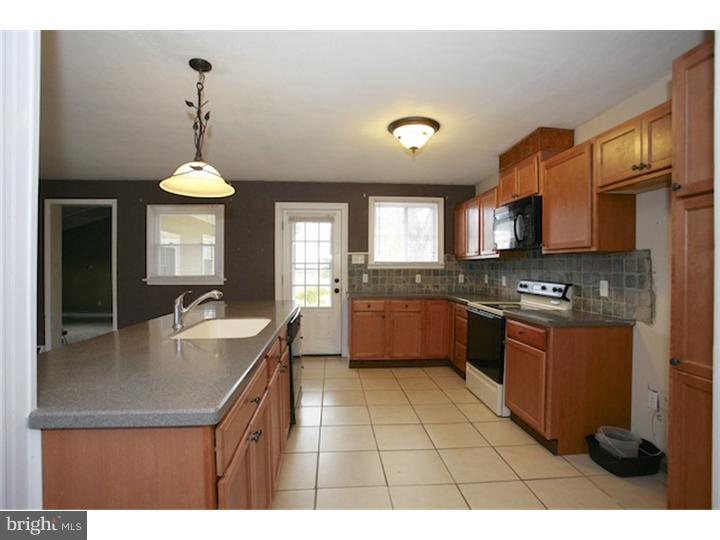 2102 Store Road Harleysville, PA 19438 - Photo 5 of 14 Kitchen