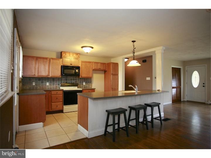 2102 Store Road Harleysville, PA 19438 - Photo 6 of 14 Kitchen