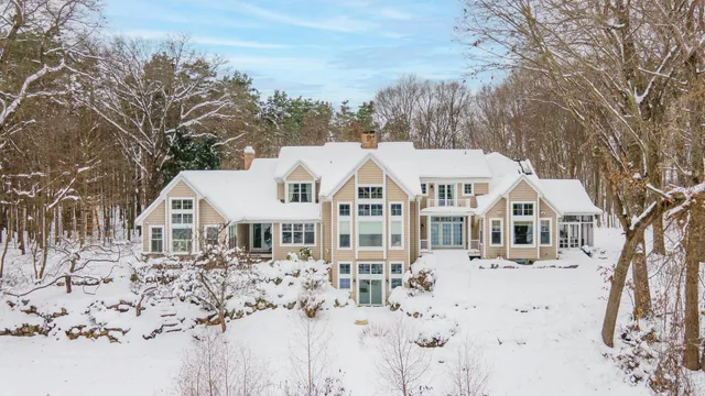 $1,700,000 | 8248 West P Avenue, Kalamazoo, MI 49009