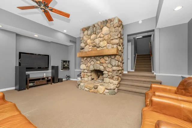 $1,700,000 | 8248 West P Avenue, Kalamazoo, MI 49009