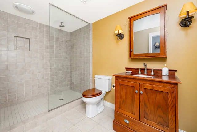 $1,700,000 | 8248 West P Avenue, Kalamazoo, MI 49009