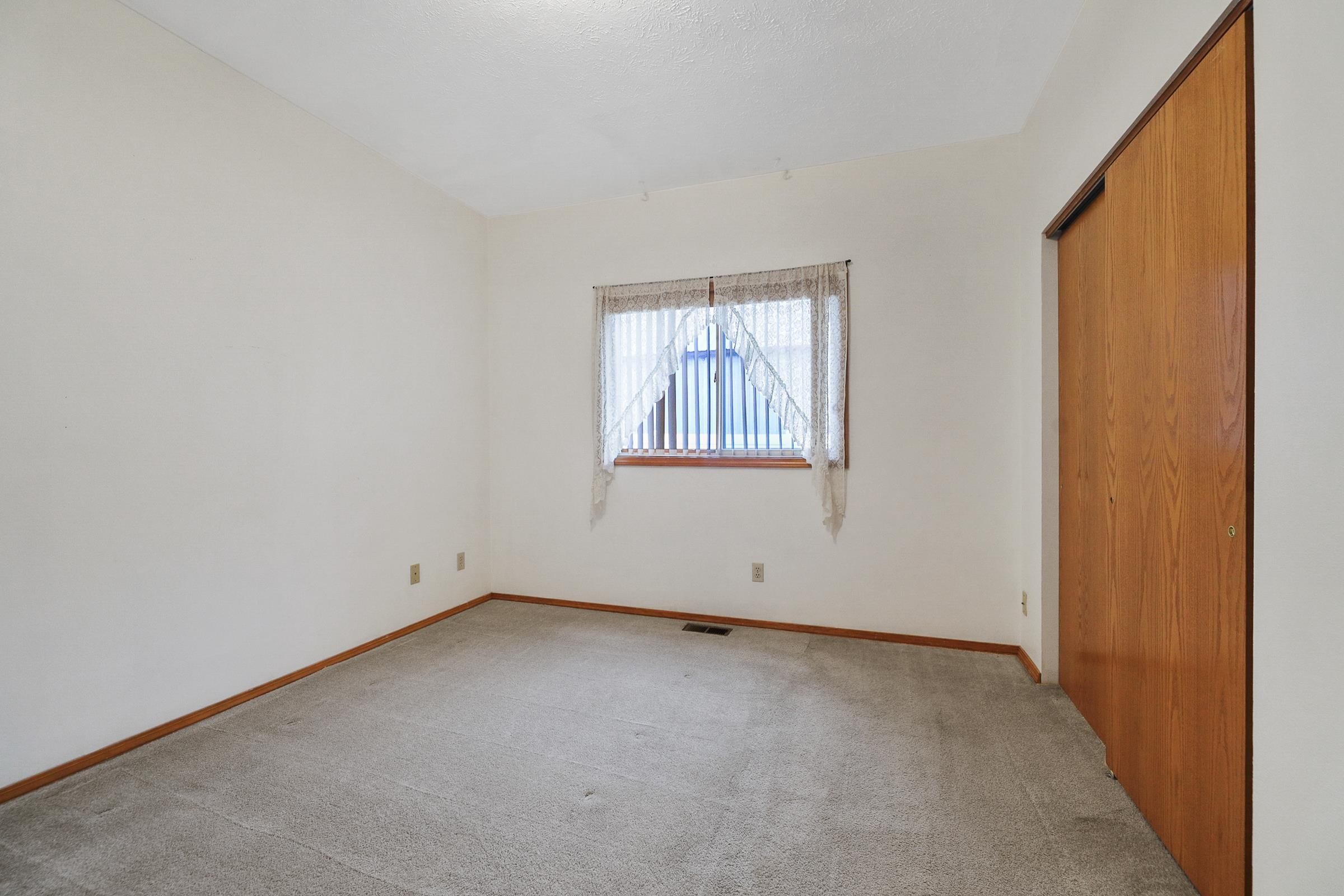 208 North Moffitt Road Spokane Valley, WA 99206 - Photo 11 of 20 Gallery Image 11