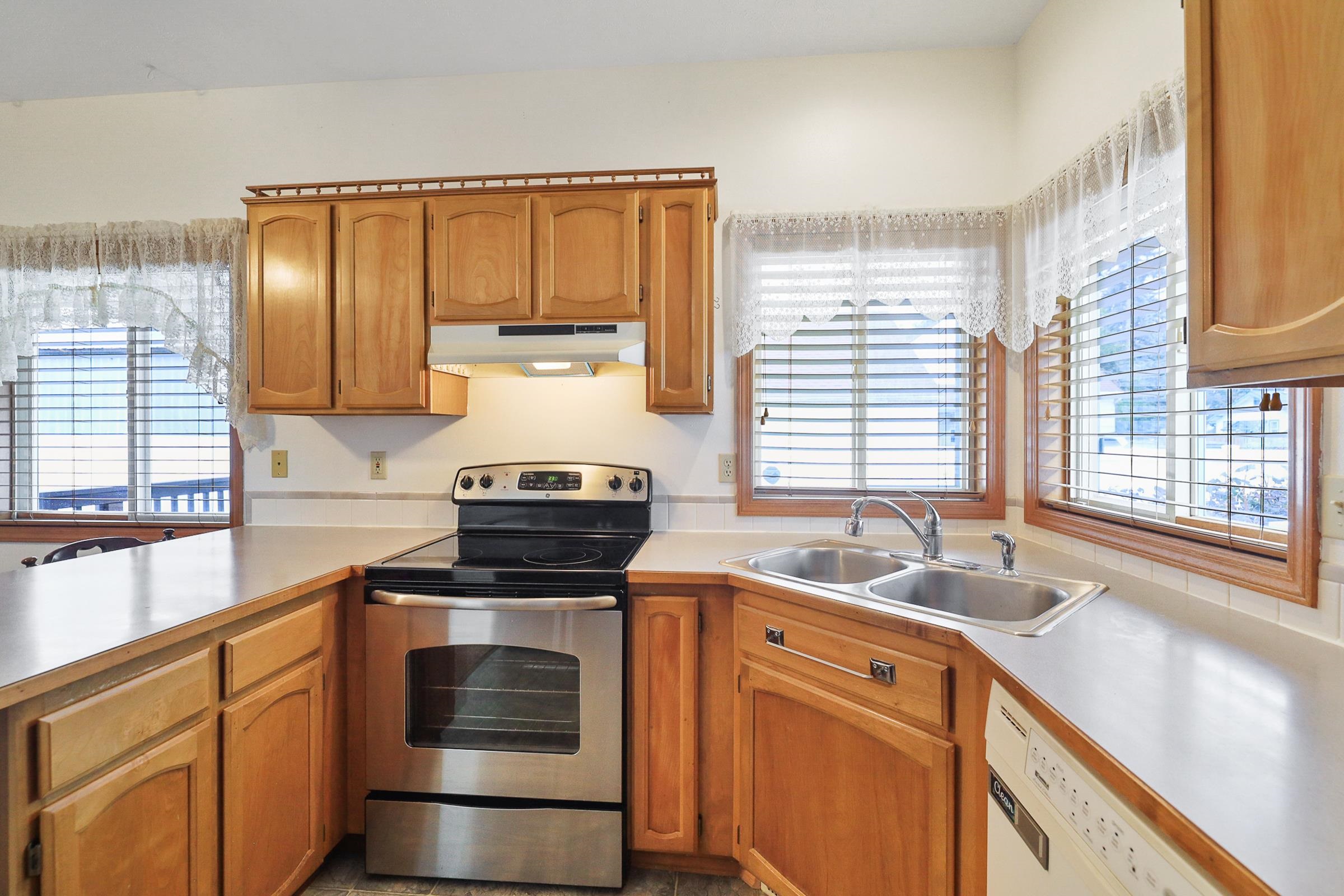 208 North Moffitt Road Spokane Valley, WA 99206 - Photo 10 of 20 Gallery Image 10