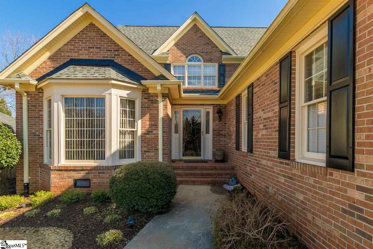 113 River Oaks Road Greer, SC 29650 - Photo 2 of 36 Gallery Image 2