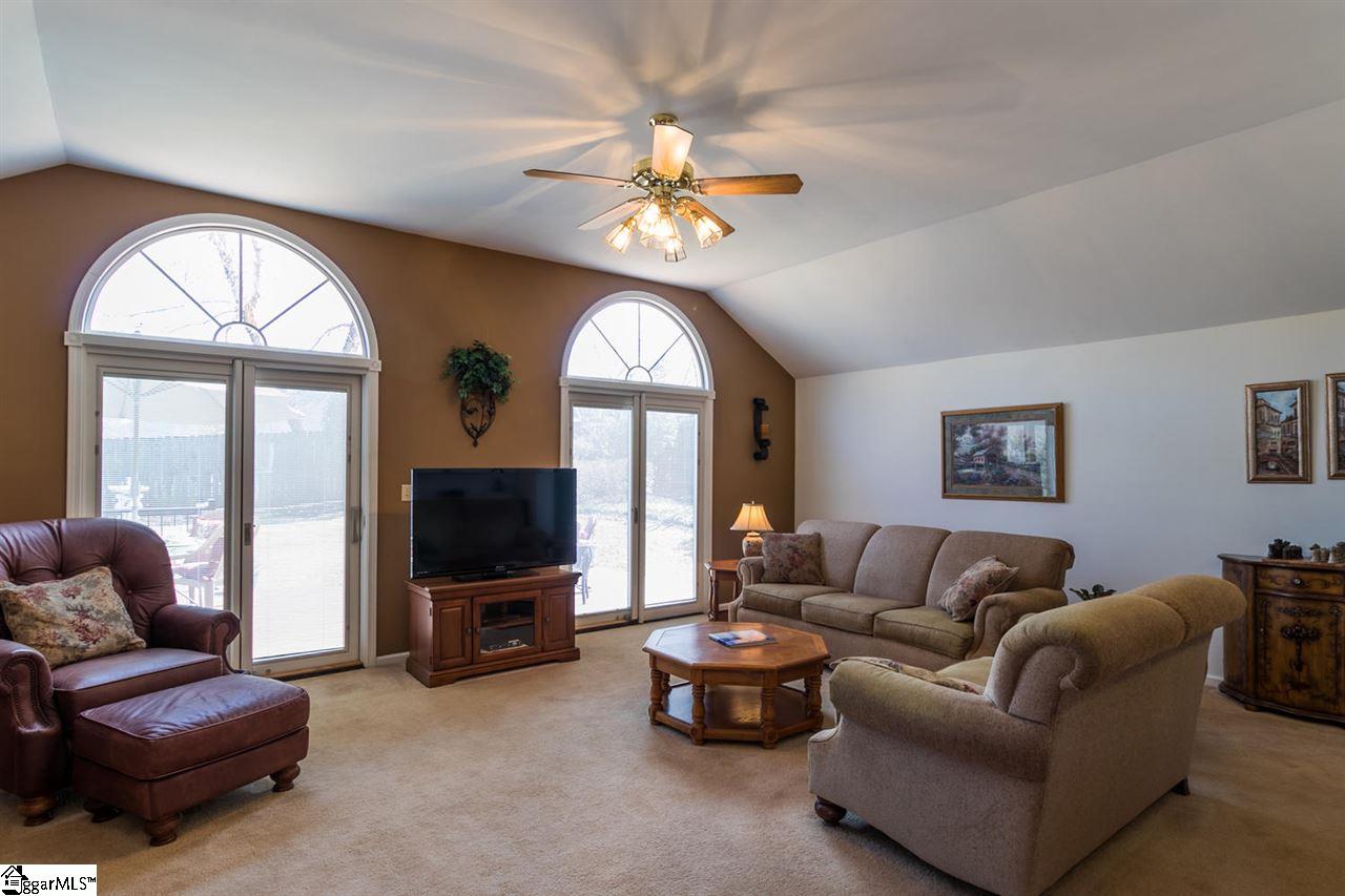 113 River Oaks Road Greer, SC 29650 - Photo 12 of 36 Gallery Image 12