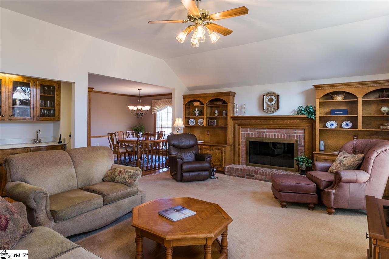113 River Oaks Road Greer, SC 29650 - Photo 13 of 36 Gallery Image 13